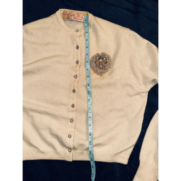 VINTAGE CARDIGAN SWEATER BEADED PEARL CREST RHINESTONE BUTTONS - Picture 5 of 14
